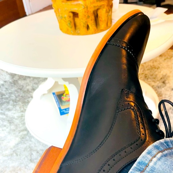 Mens Dress Shoes - Picture 4 of 5